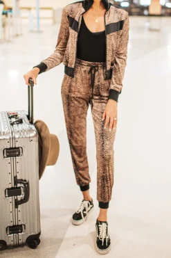 BuddyLove Clothing Label Pajamas | Bottoms*BuddyLove Meadow Velour Joggers - Roar