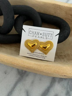 Chansuttpearls Jewelry*CHUNKY HEART EARRINGS
