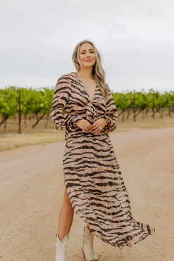 BuddyLove Clothing Label Long Sleeve Dresses | Maxi Dresses*Desirae Long Sleeve Maxi Dress - Stampede