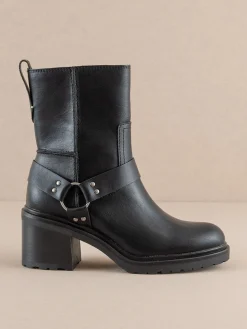 Oasis Society Shoes*The Clyde | Moto Ankle Boot