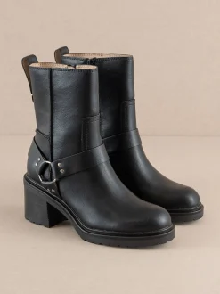 Oasis Society Shoes*The Clyde | Moto Ankle Boot